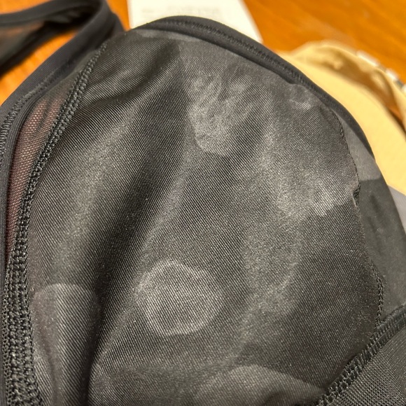 4 Lululemon sports Bras lot - Picture 3 of 3